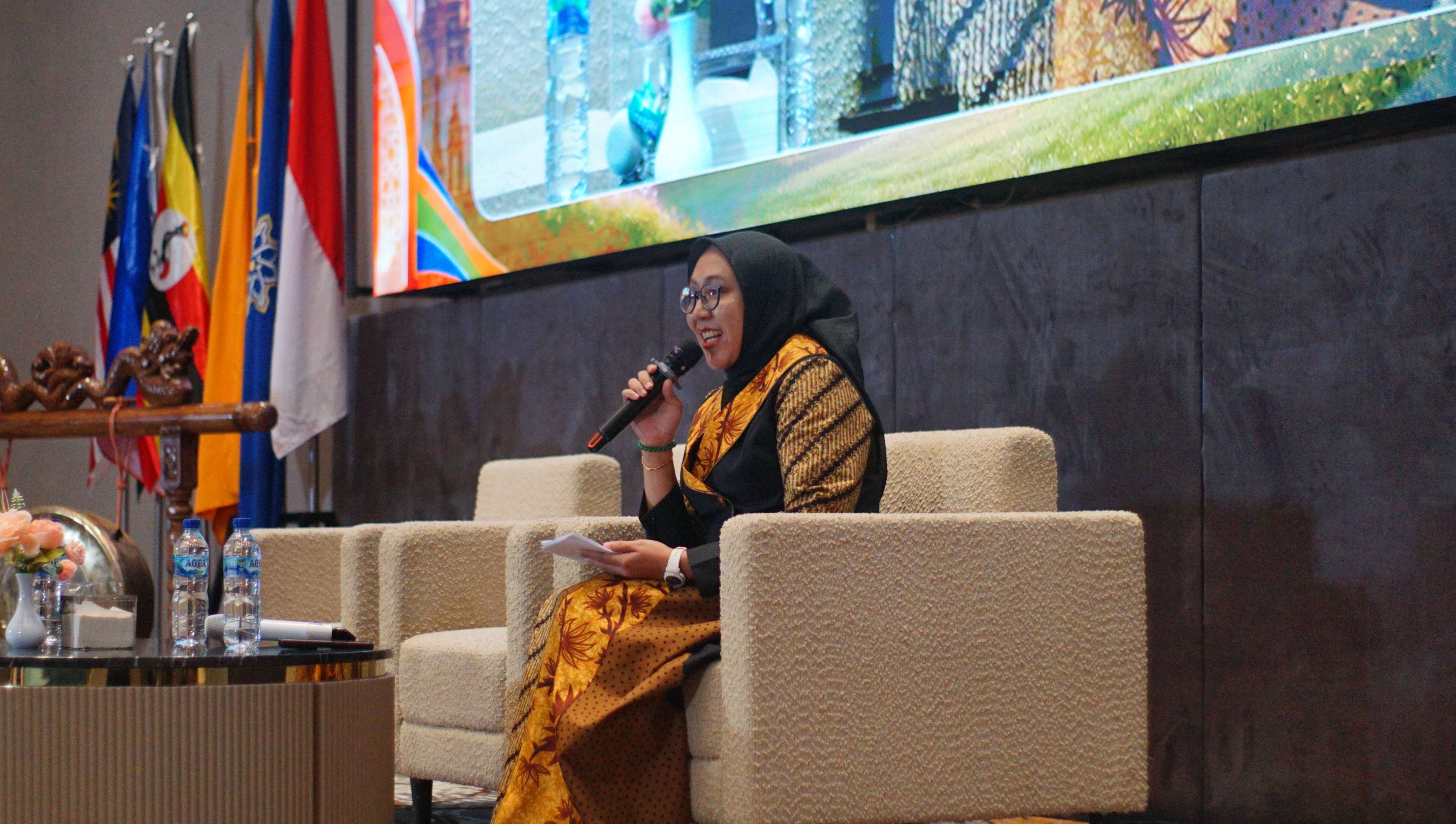 ICEDEES 2026 UIN Salatiga: Satukan Ekonomi Digital, Nilai Keimanan, dan Masa Depan Bumi 6 DSC00513